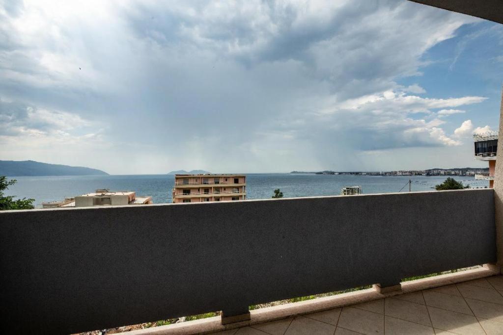 Sea View Apartment Vlorë Εξωτερικό φωτογραφία